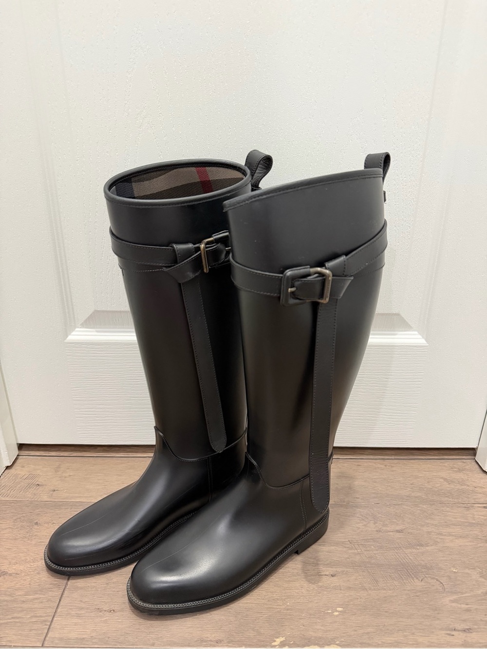 Burberry Riding Style Rain Boots